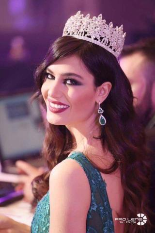 عارضة الأزياء السورية ديمة سلامة تحصد لقب أجمل فتاة سورية لعام 2017