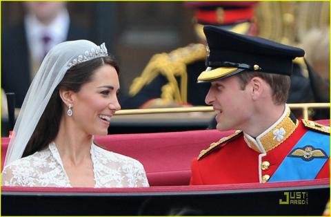 زفاف الأمير وليام وكيت سادس أكبر حدث... على الإنترنت