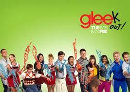 مسلسل "Glee" يعيد إحياء أغاني جون ومكارتني